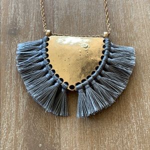 Long pendant necklace